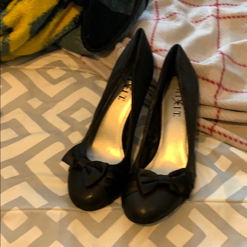 Black heels